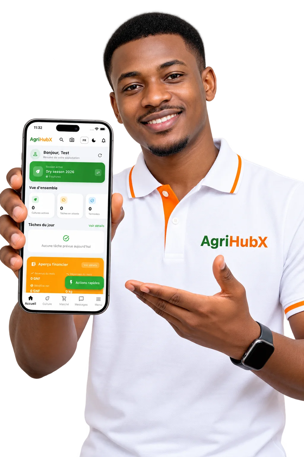 Un utilisateur présente le tableau de bord de l’application AgriHubX sur son téléphone